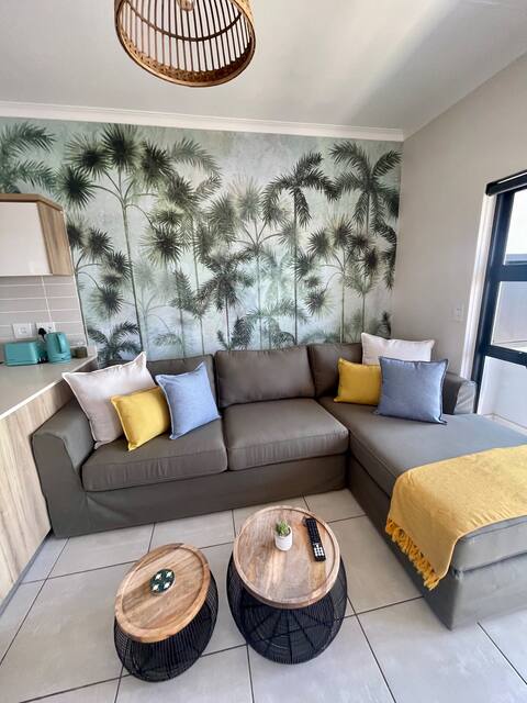 1 Bedroom, 1 Bathroom Ballito Hills