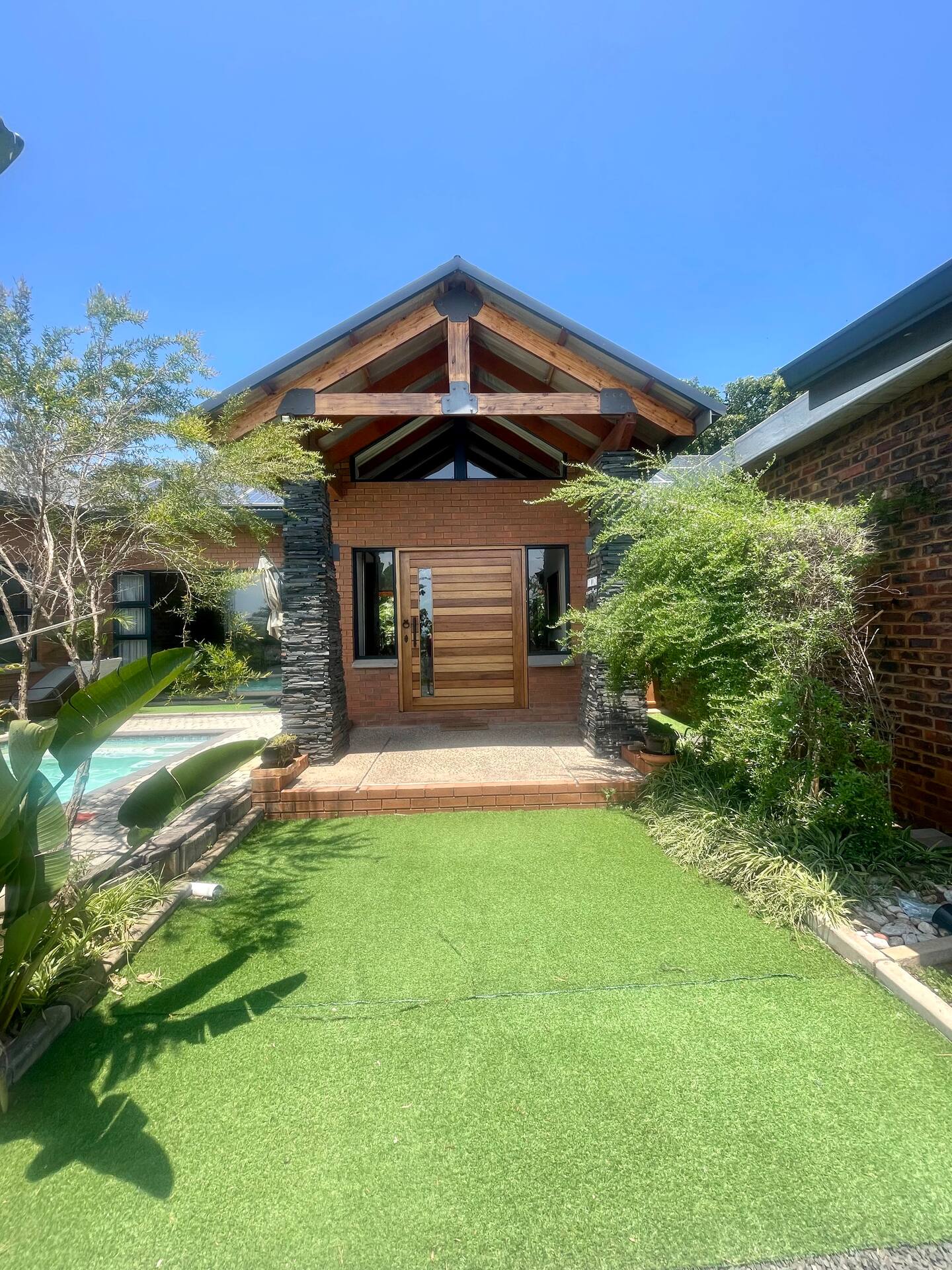 Beautiful 3 Bedroom, 2.5 Bathroom house in Ballito.