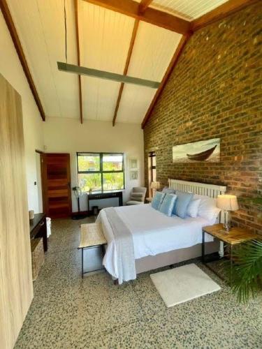 photo_6208366886001512376_x