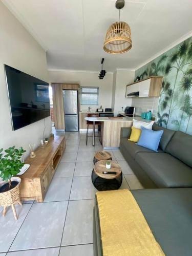 photo_6208366886001512379_y