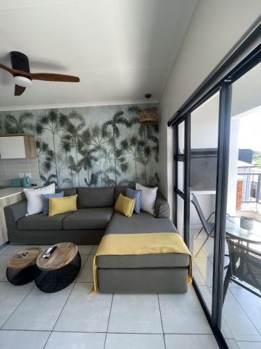 photo_6208366886001512393_y